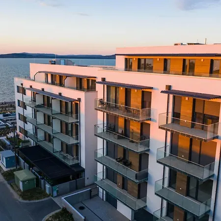 Sunset 311 Apartman *